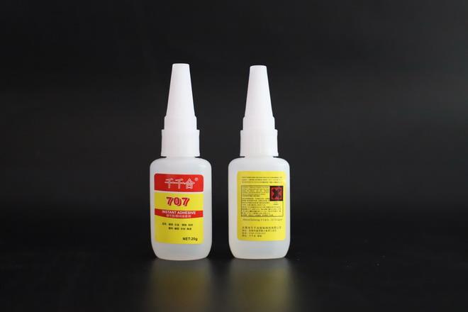 千千合707瞬间强力胶水3.JPG